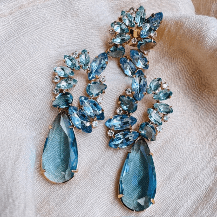 KIT ELEGÂNCIA BRINCO E ANEL REGULÁVEL TONS DE AZUL SERENETY AMANDA Cor:Azul