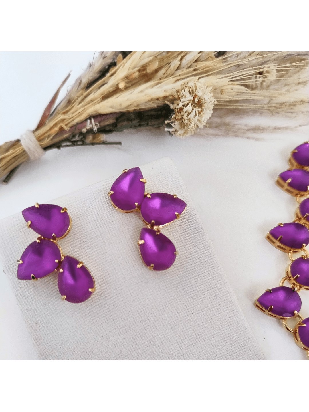 KIT BRINCO E COLAR MEIRY Cor:Roxo