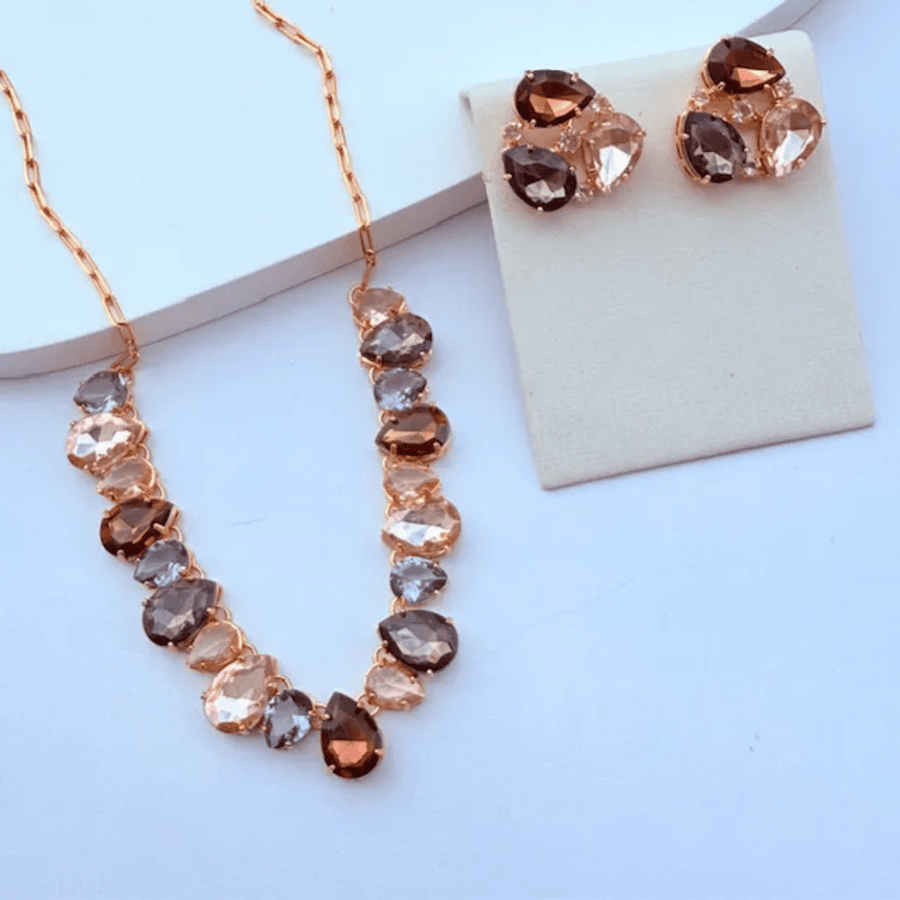 KIT COLAR COM BRINCO TORS DE MARRON EMILY Cor:TONS DE MARRON