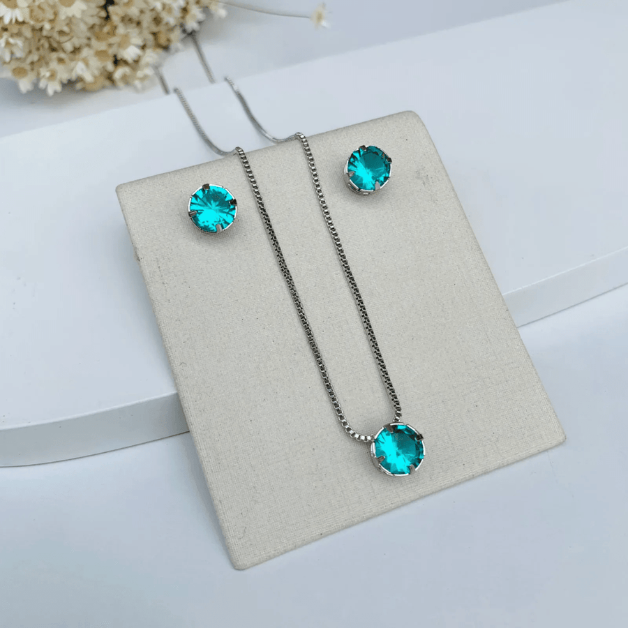 KIT COLAR COM BRINCO PONTO DE LUZ VERDE TURMALINA Cor:Prata