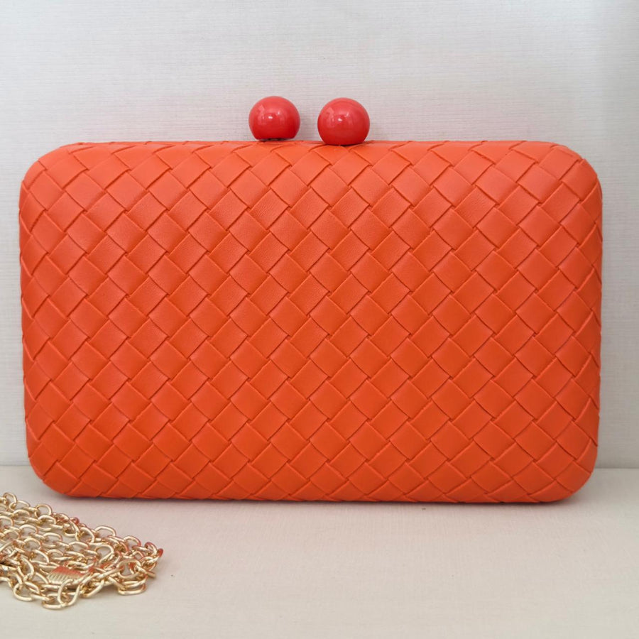 Clutch Detalhada Laranja Coral