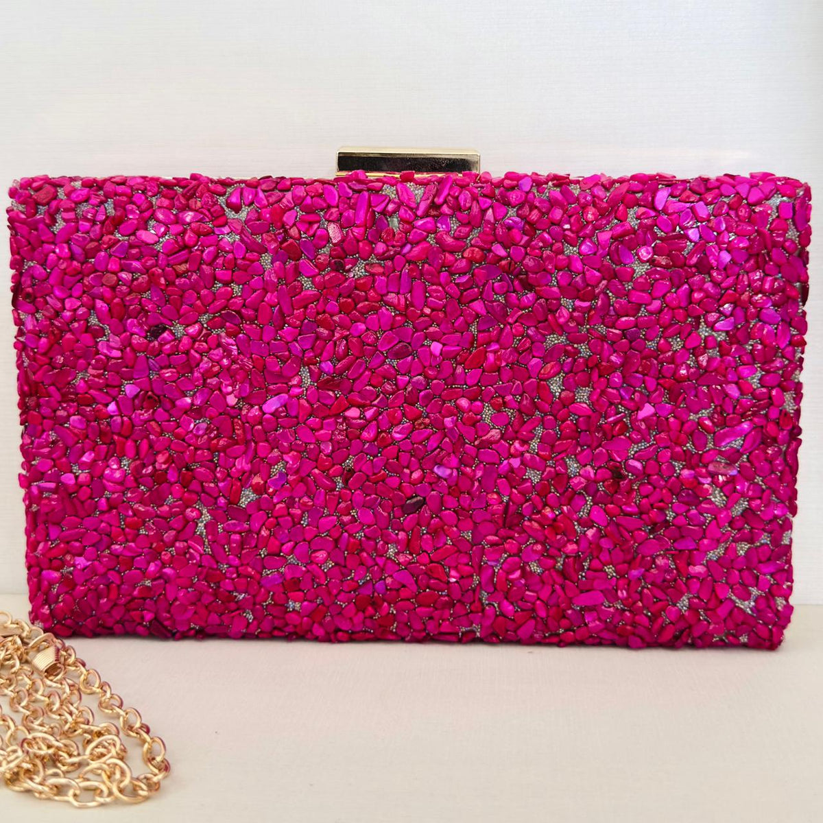 Clutch de Pedrinhas Rosa Pink Detalhe Dourado