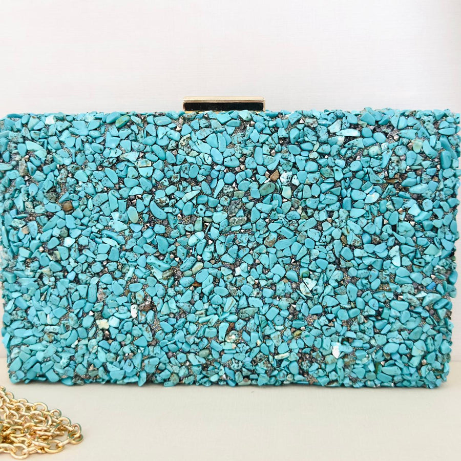 Clutch de Pedrinhas Azul Claro Turquesa Detalhe Dourado