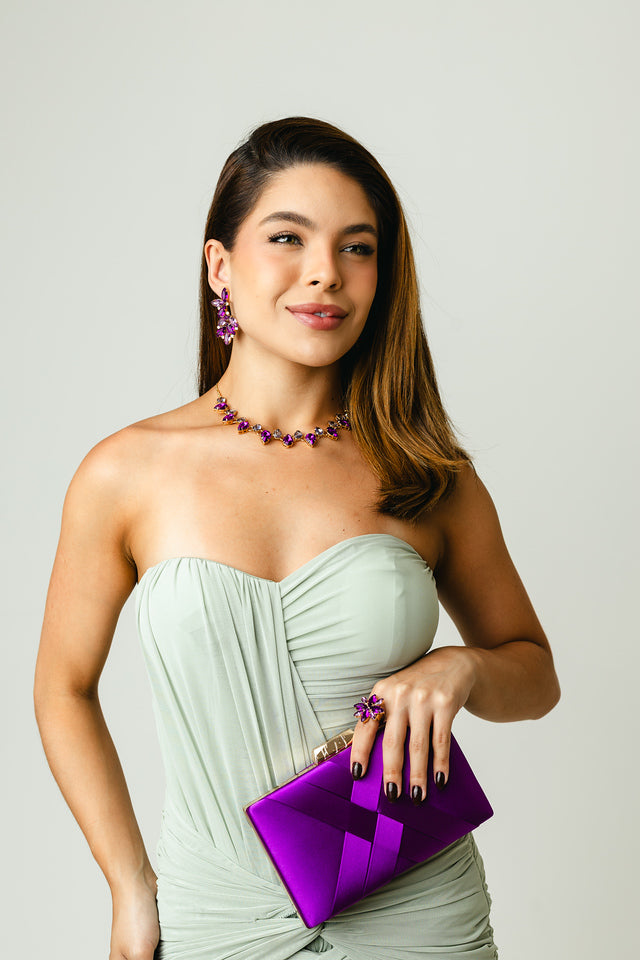 Kit 4 Peças Clutch, Brinco, Anel Regulável e Colar Miriam Tons de Roxo Banho Dourado