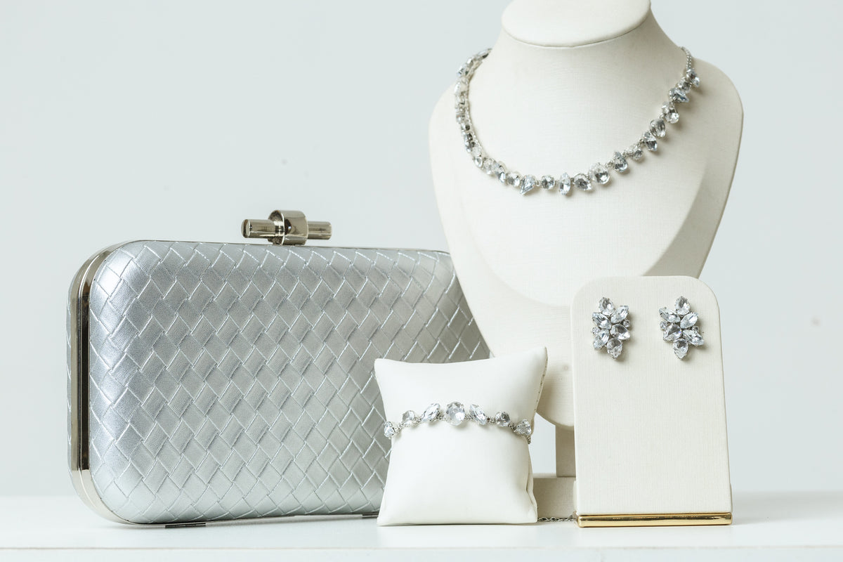 Kit 4 Peças Clutch, Brinco, Pulseira e Colar Blair Cristal Prata