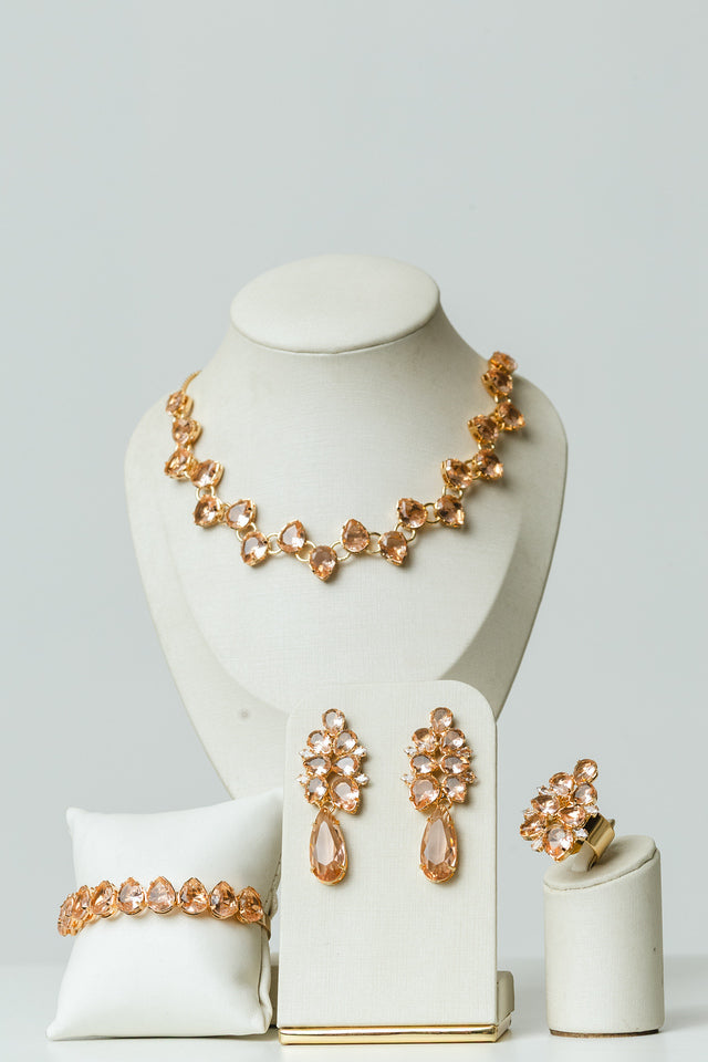 Kit 4 Acessórios Manaus Nude de Zircônia Dourado