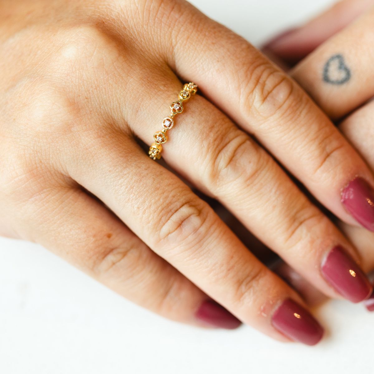 Anel Aparador Delicado com Pontos de Zircônias | Dourado Tamanho:21