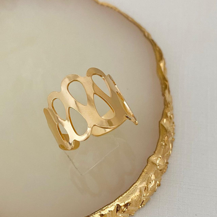 Anel Detalhado Gi Dourado