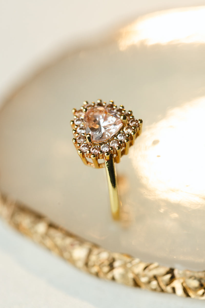 Anel Solitário Coração de Zircônia Cristal Cravejado Dourado Tamanho:22