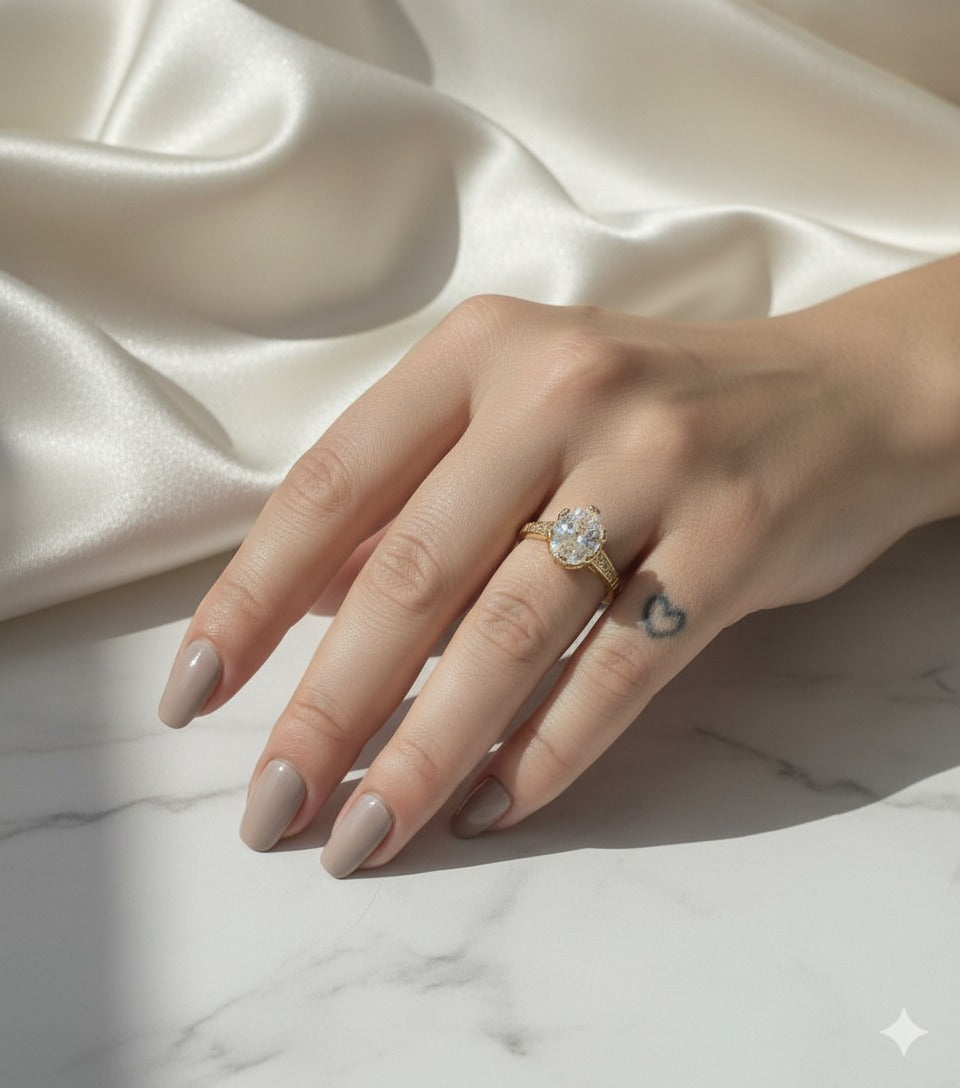 Anel Solitário Trabalhado de Zircônia Cristal | Banho de ouro 18k Tamanho:18