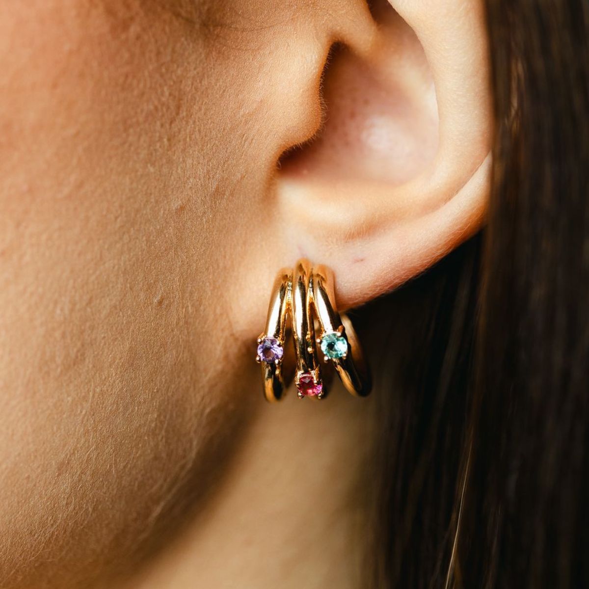 Argola Pequena 3 Fios de Zircônia Collor Dourado