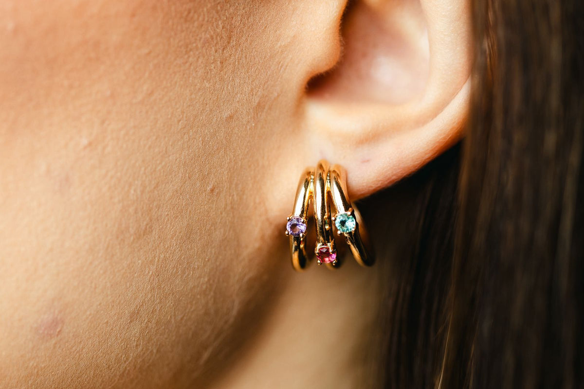 Argola Pequena 3 Fios de Zircônia Collor Dourado