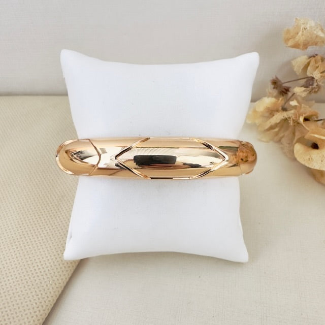 Bracelete Geométrico Trabalhado Dourado