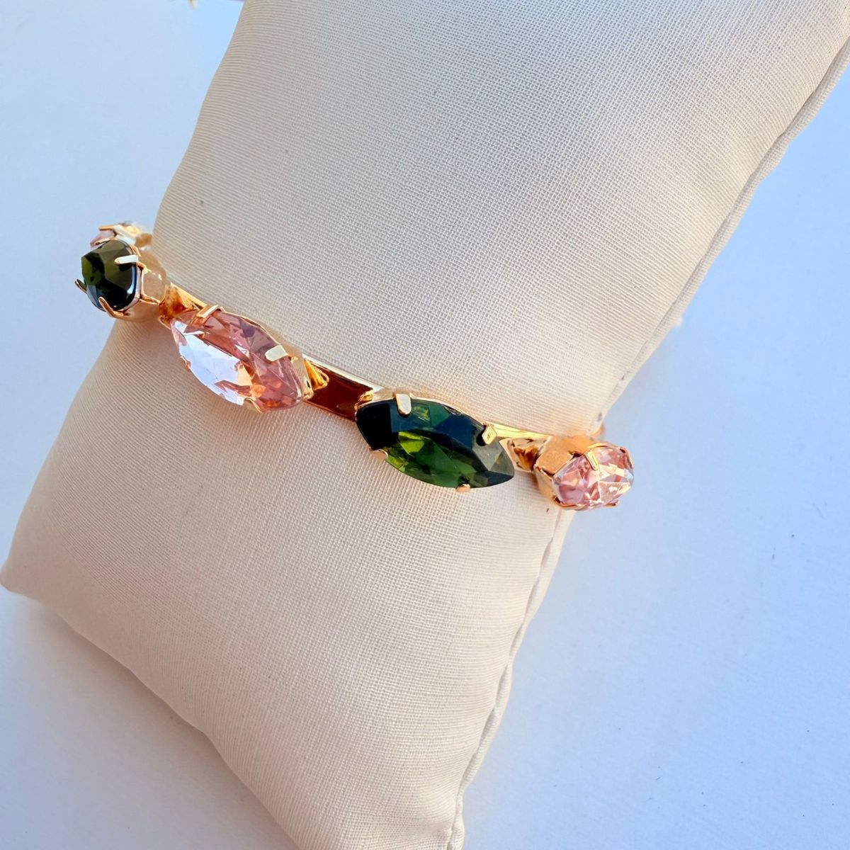 Bracelete Navete Verde Oliva Com Nude