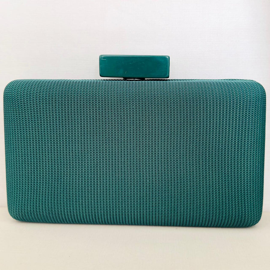 Clutch Verde Escura com Detalhe Ônix