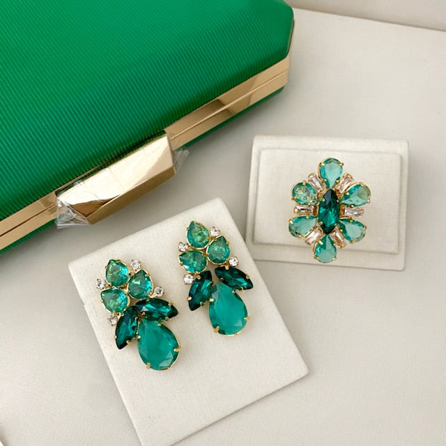 Kit Clutch, Brinco e Anel Regulável Rubia de Zircônia Verde Dourado