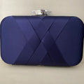 Clutch de X Safira Detalhe Prata
