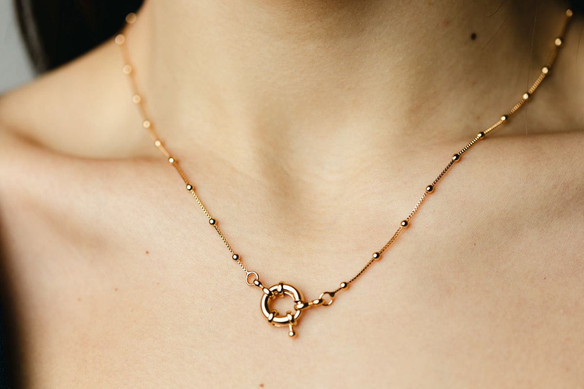 Colar Corrente de Bolinha com Fecho Boia Dourado