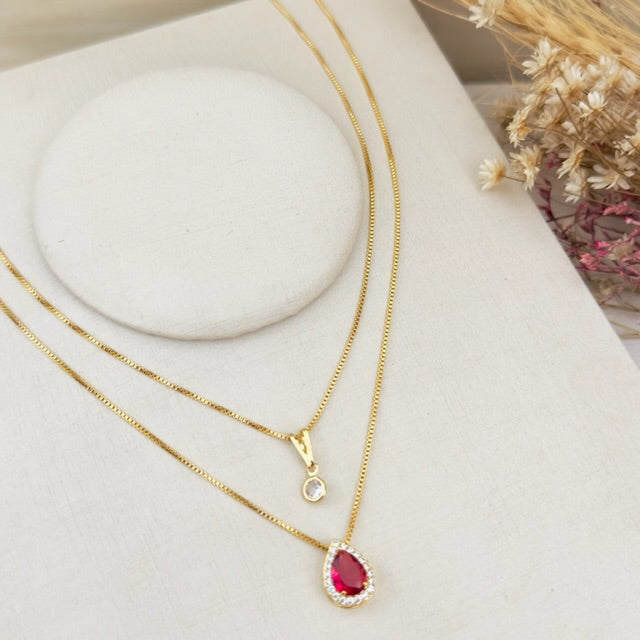 Colar Duplo de Gota Rosa Fúcsia Cravejado com Zircônia Dourado
