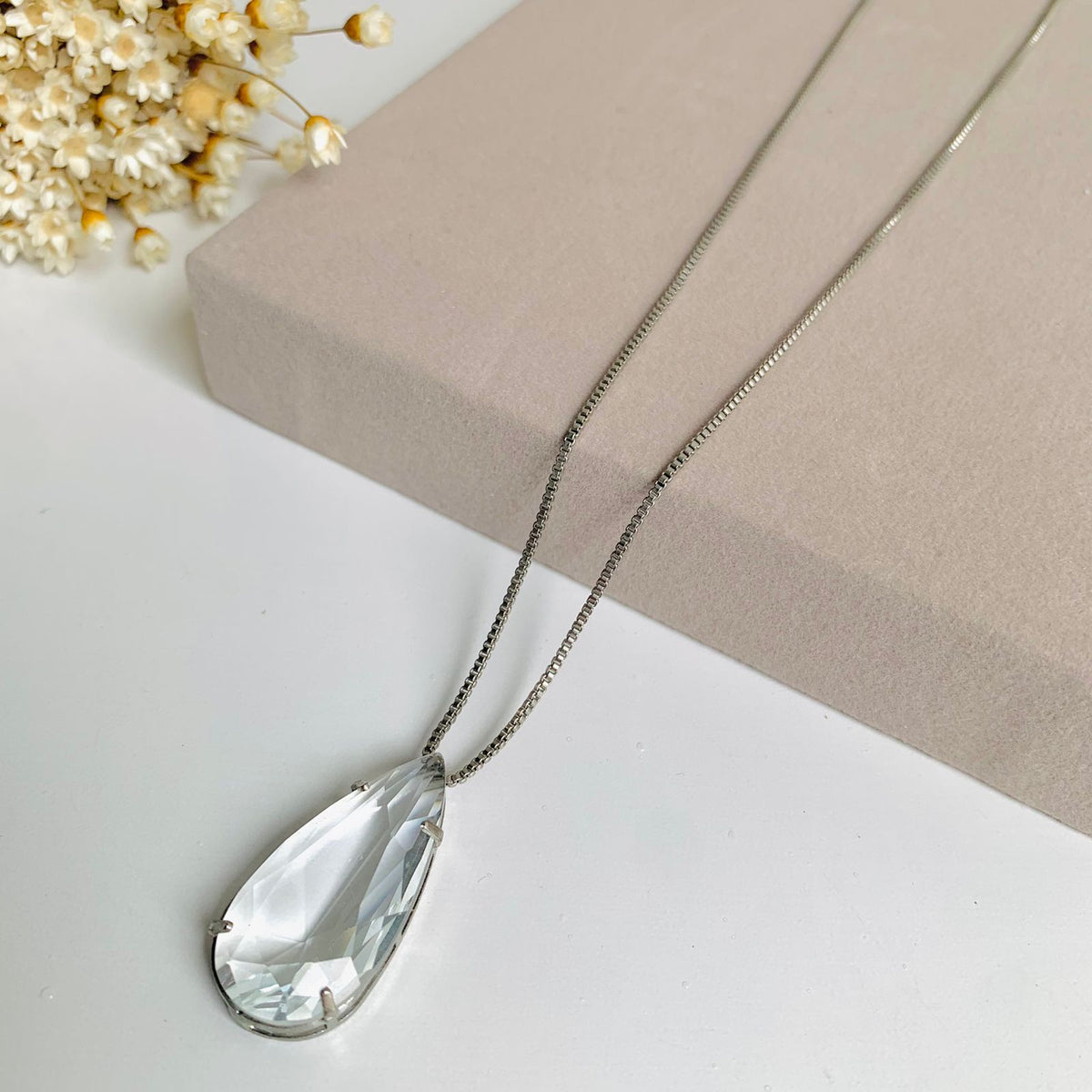 Colar Gota Palito de Zircônia Cor.:Cristal;Banho:Prata