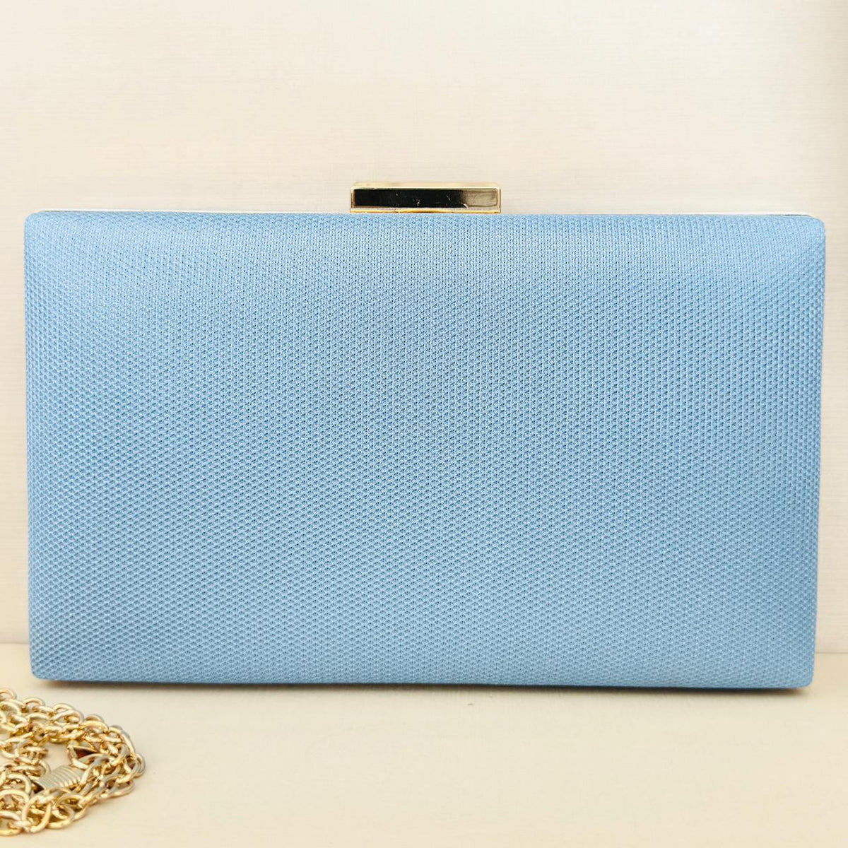 Clutch Azul Serenity com Detalhe Dourado