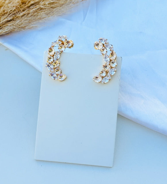 Ear Cuff de Zircônia Cristal Mularque