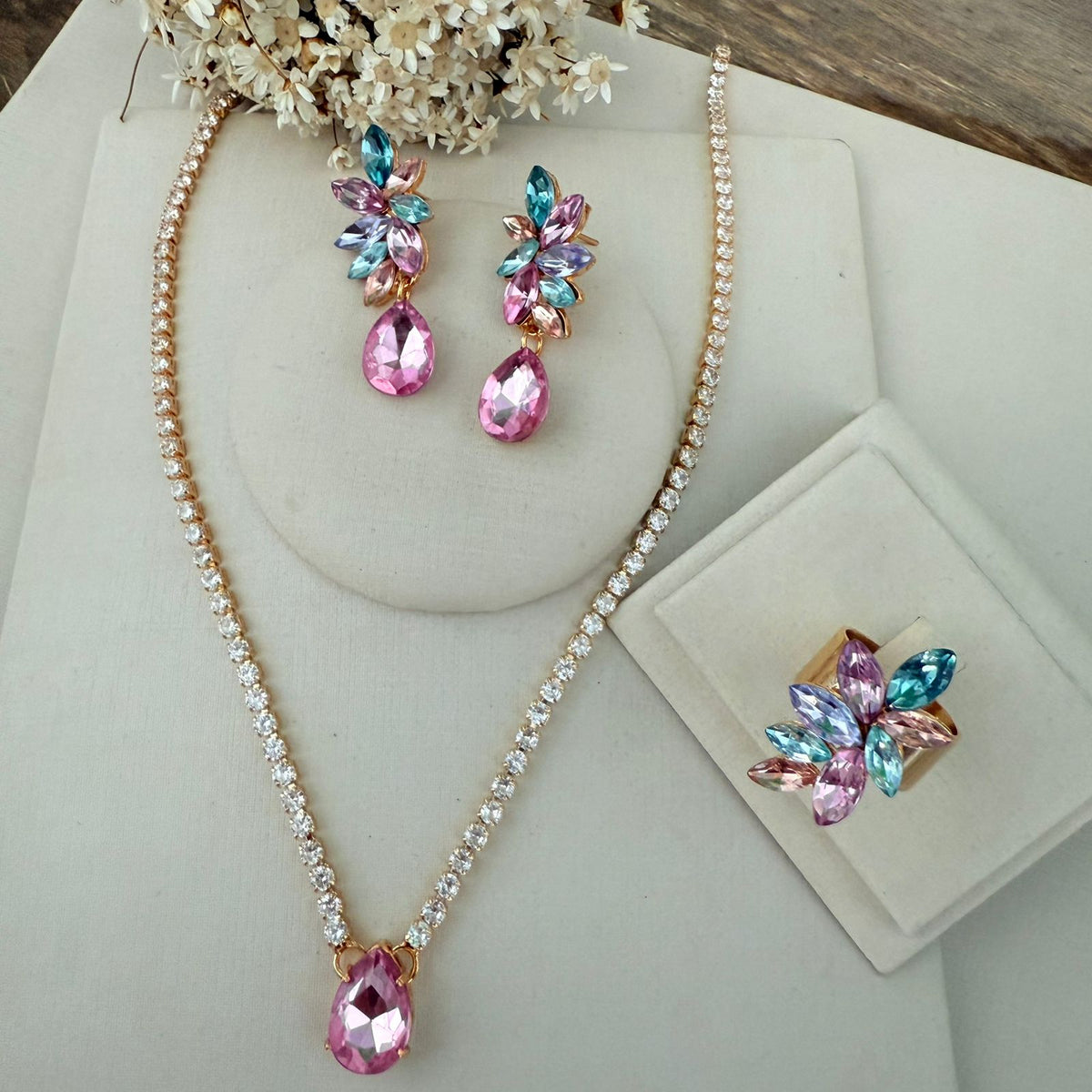 Kit Colar, Brinco e Anel Regulavel Danny Collor Dourado