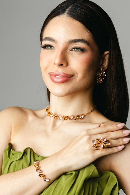Kit 4 Acessórios Clover Tons de Marrom Dourado - Brinco, Anel Regulável, Pulseira e Gargantilha para Festa