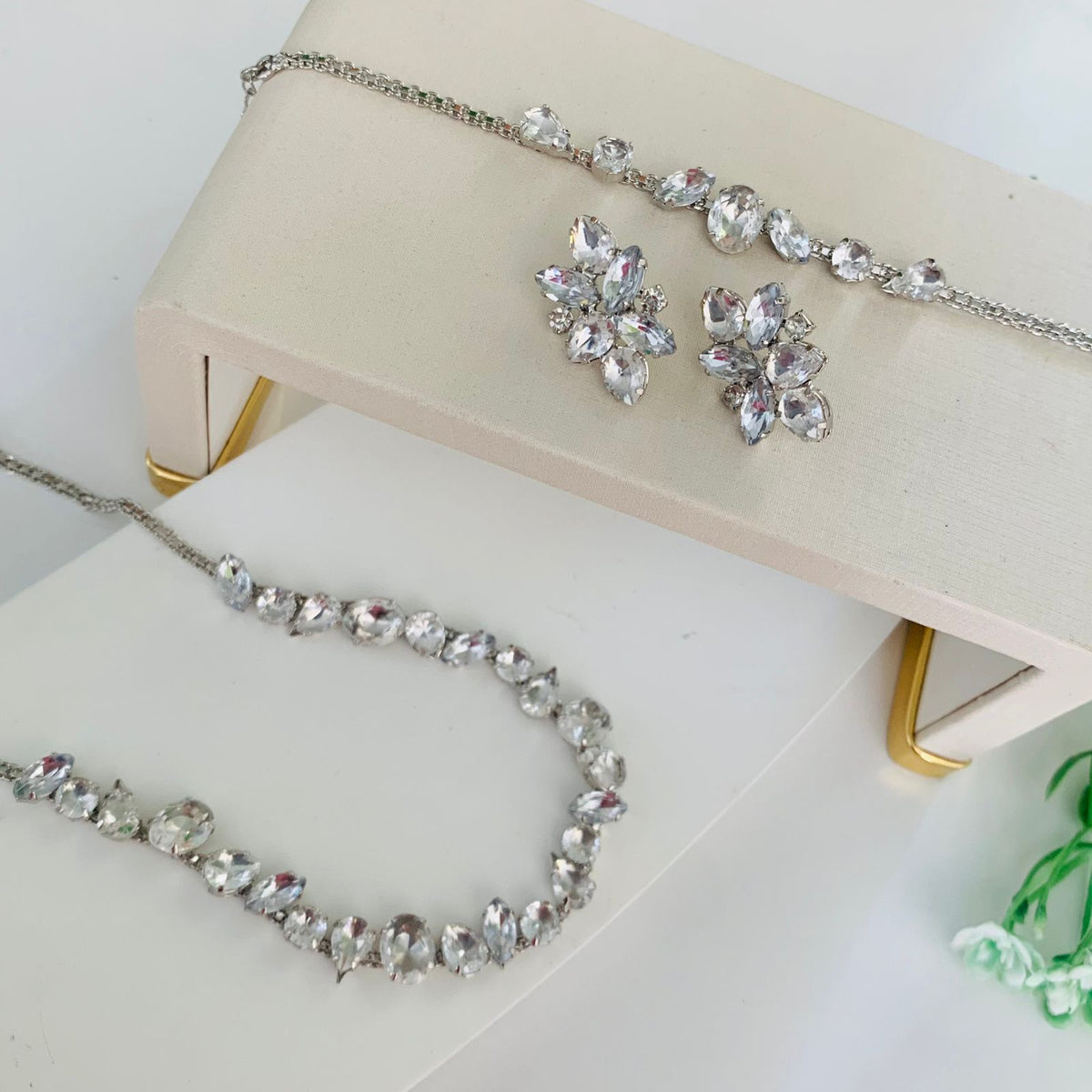 Kit Blair Gargantilha, Pulseira e Brinco Cristal Banho Prata