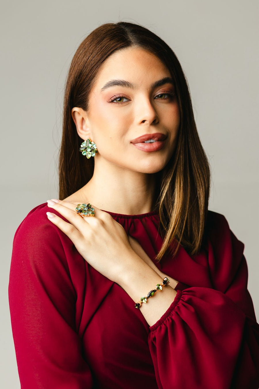 Kit Brinco, Anel Regulável e Bracelete Manhattan de Zircônia Tons de Verde Banho Dourado