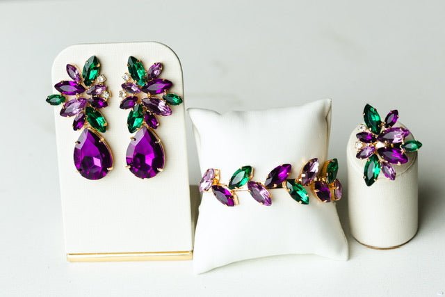 Kit Brinco, Anel Regulável e Bracelete Scarlat - Roxo com Verde