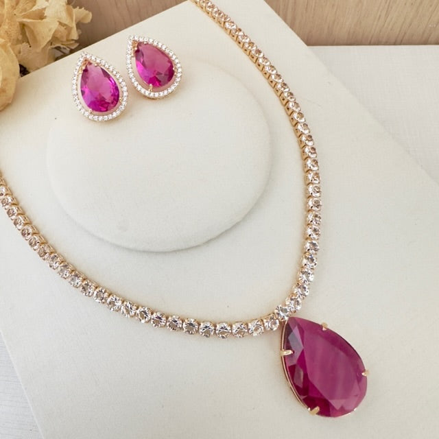 Kit Brinco e Colar Riviera Cristal Oceania de Zircônia Rosa Fúcsia Dourado