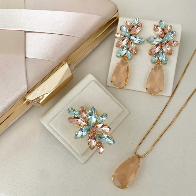 Kit Clutch, Brinco, Colar e Anel Regulável Londres Nude com Azul Dourado