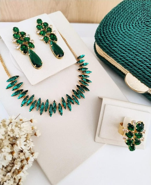 Kit Clutch, Brinco, Anel e Pulseira Verde Esmeralda Thammy