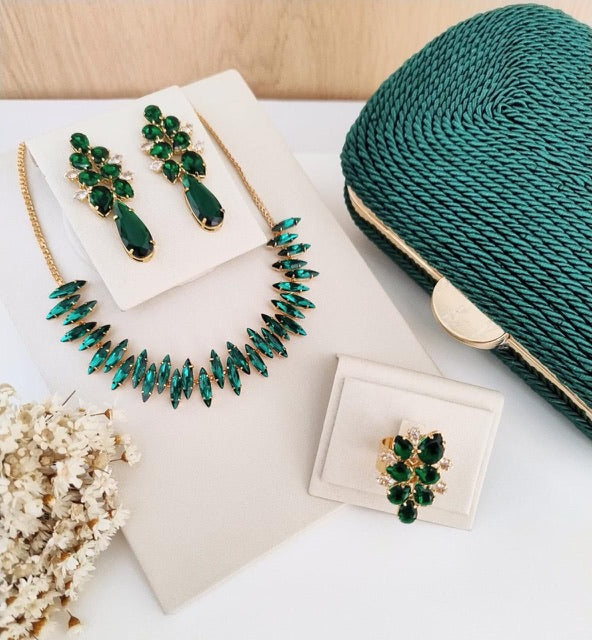 Kit Clutch, Brinco, Anel e Pulseira Verde Esmeralda Thammy