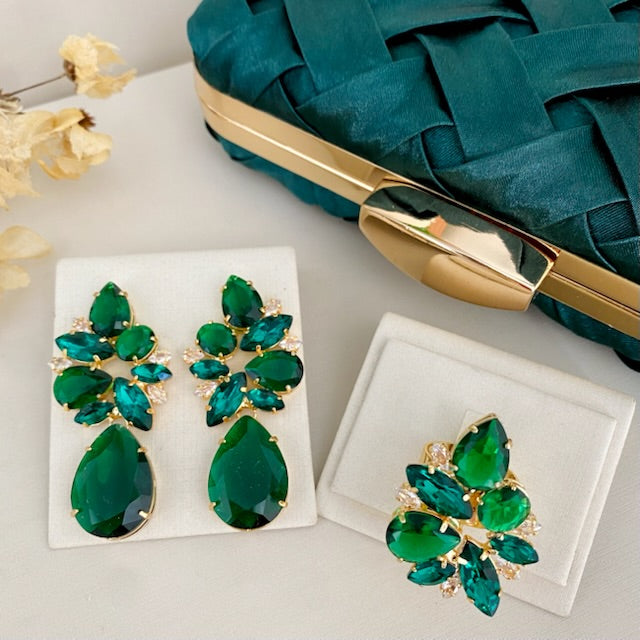 Kit Clutch, Brinco e Anel Regulável Gaby Esmeralda Dourado
