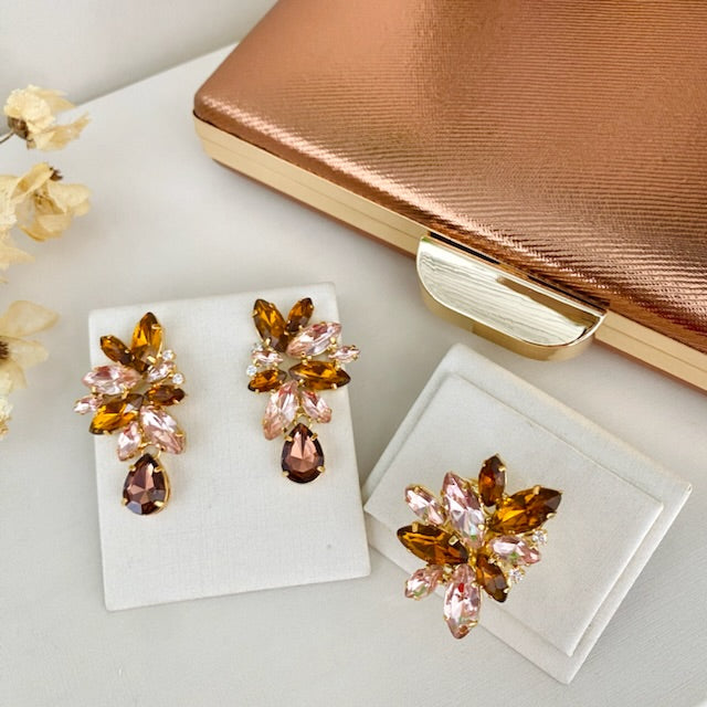 Kit Clutch, Brinco e Anel Regulável Scarlat Tons de Marrom Dourado