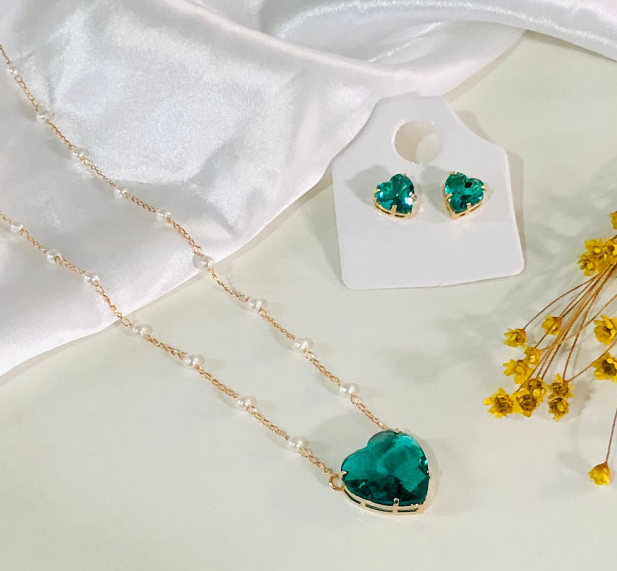 Kit colar + Brinco Coração de Zircônia com Pérola Lais