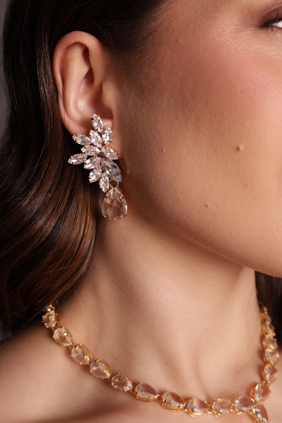 Kit Colar, Brinco e Pulseira Adele Cristal de Zircônia Dourado