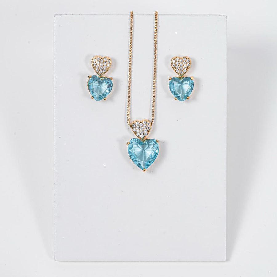 kit Colar e Brinco Coração de Zircônia Azul Claro com Cristal Bia Banho de Ouro 18k