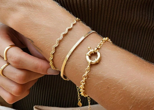 Kit de 3 Pulseiras Douradas Miay