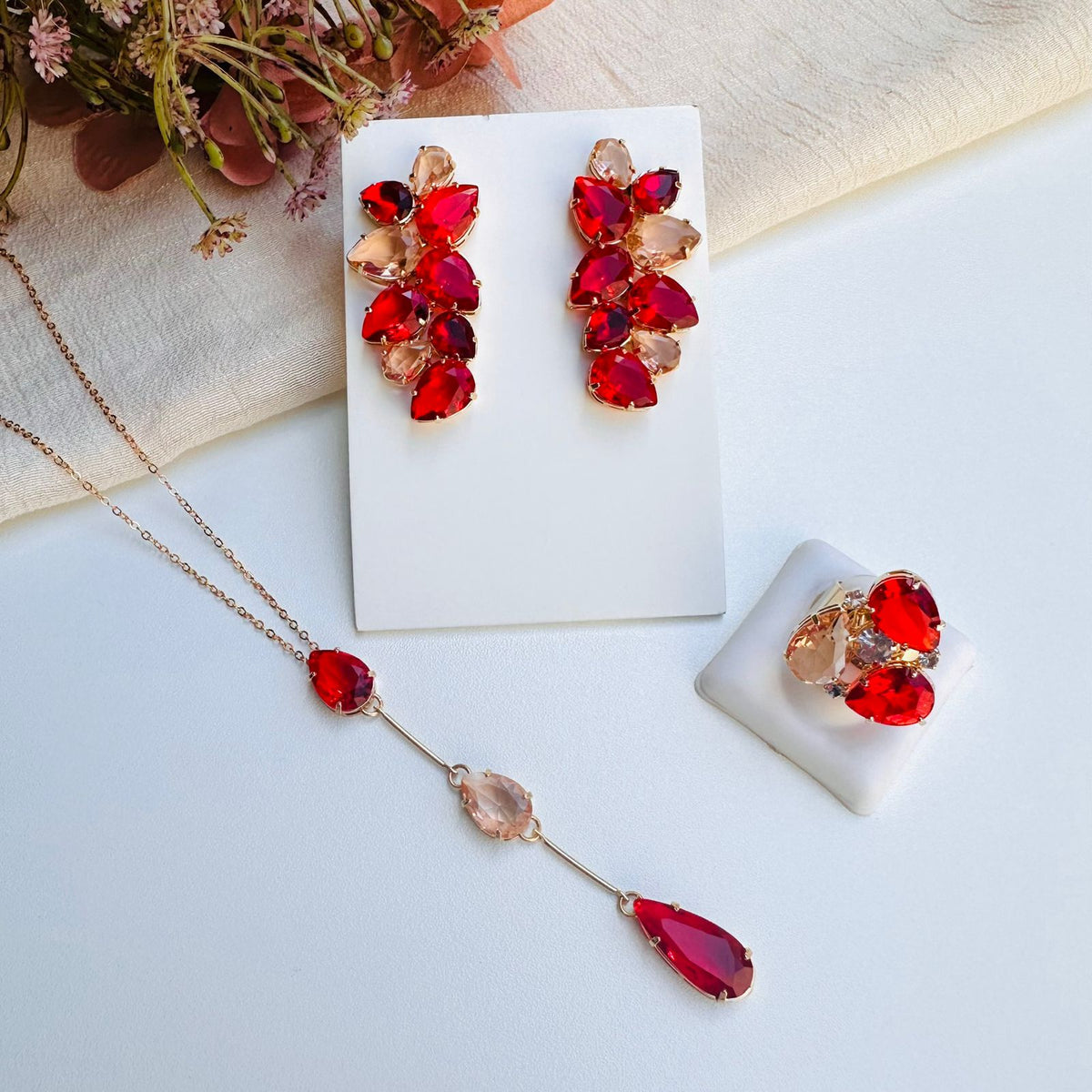 Kit de Colar + Brinco + Anel em Zircônia - Clara Vermelho com Nude