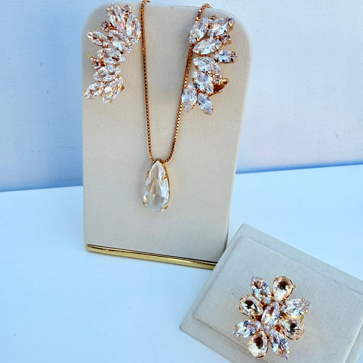 Kit Ear Cuff Colar e Anel Regulável Charloty Cristal