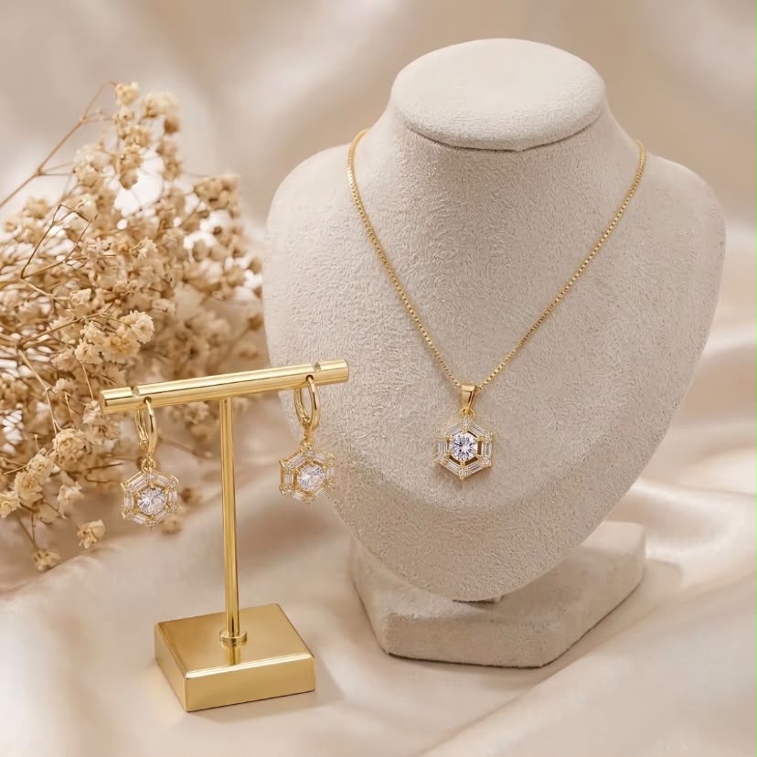 KIT COLAR E BRINCO ARGOLINHA DE ZIRCÔNIA CRISTAL HELOISE BANHO DOURADO
