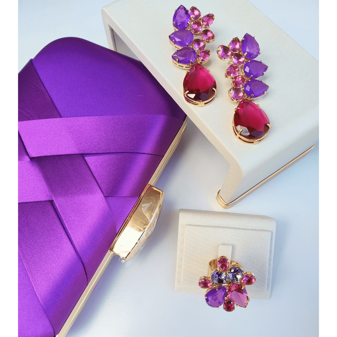 KIT CLUTCH ANEL COM BRINCO DE ZIRCÔNIA VIVIAN - TONS DE ROXO Cor:TONS DE ROXO