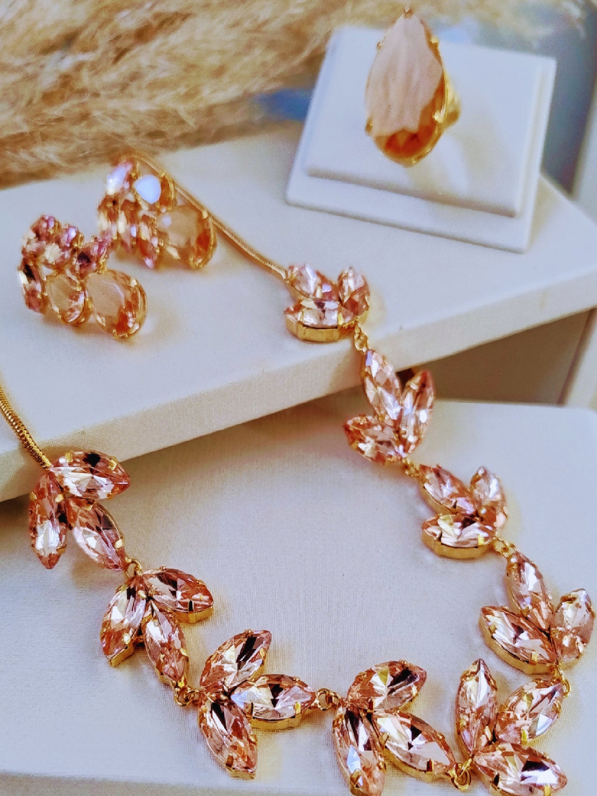 KIT COLAR ANEL BRINCO AMBAR DOURADO Cor:AMBAR