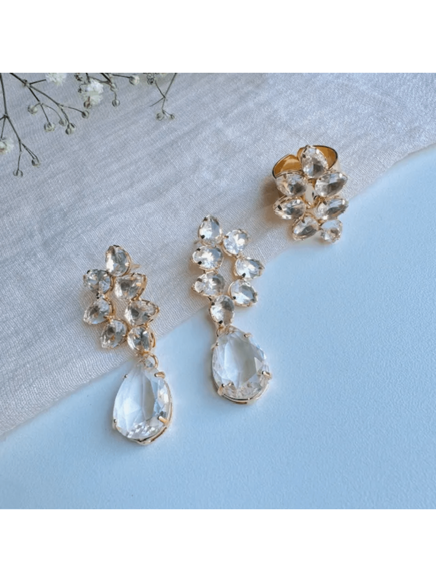 KIT ANEL REGULÁVEL E BRINCO DE ZIRCÔNIA Cristal WALL BANHO DOURADO Cor:cristal