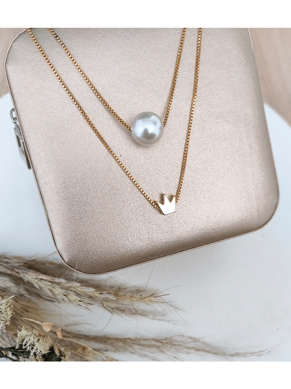 COLAR DUPLO PEROLA E COROA Cor:Dourado