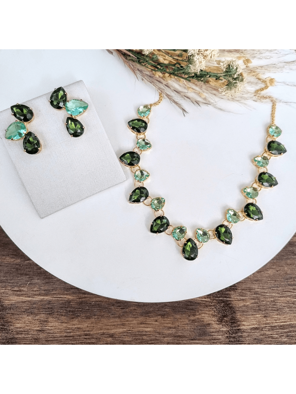 KIT COLAR COM BRINCO MIA Cor:TONS DE VERDE