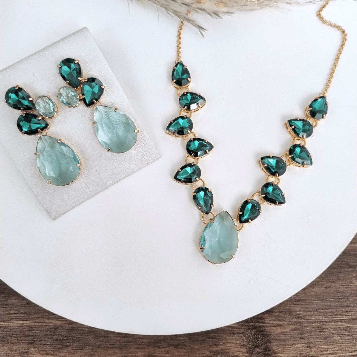 KIT COLAR COM BRINCO CAMPOS Cor:TONS DE VERDE